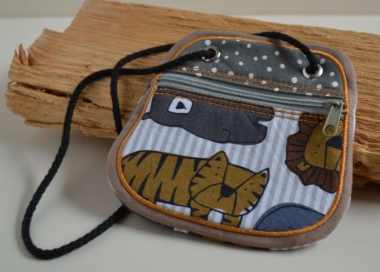 Bild von Brustbeutel retro Dschungel braun bunt