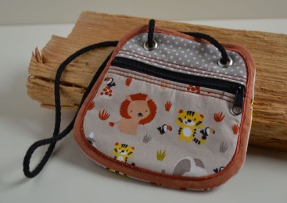 Bild von Brustbeutel Dschungel beige