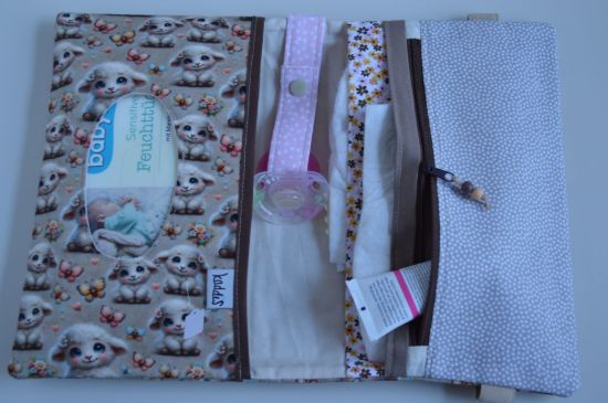 Bild von XL Windeltasche Schäfchen beige