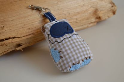 Bild von Anhänger Monsterchen beige kariert