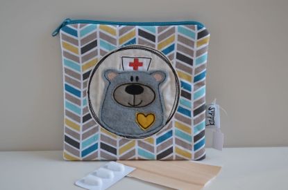 Bild von Medizintäschchen BärBel ZickZack beige/türkis