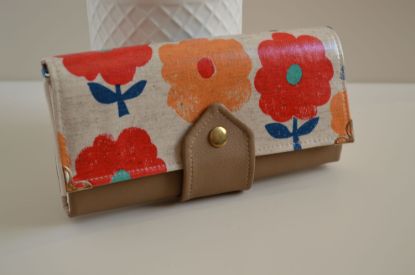 Bild von Geldbeutel groß Retroblumen rot/beige